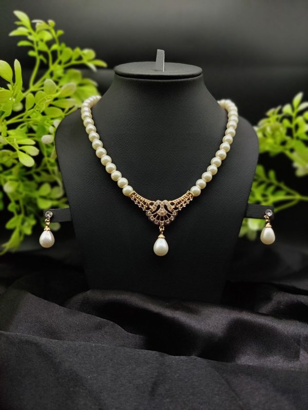 Imported Regal Pearl Embrace Necklace Set With Elegant Drop Design | Best Quality Necklace For Girls & WomenArtificial Jewellery
